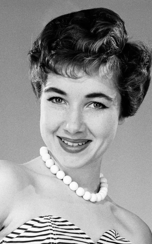 Maureen Davis