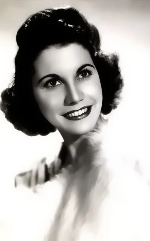 Maxene Andrews
