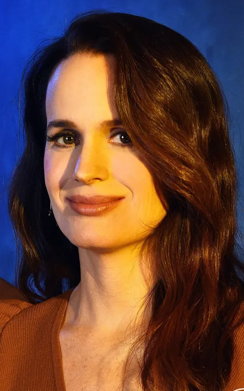 Elizabeth Reaser