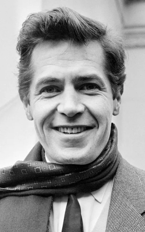 Derek Waring