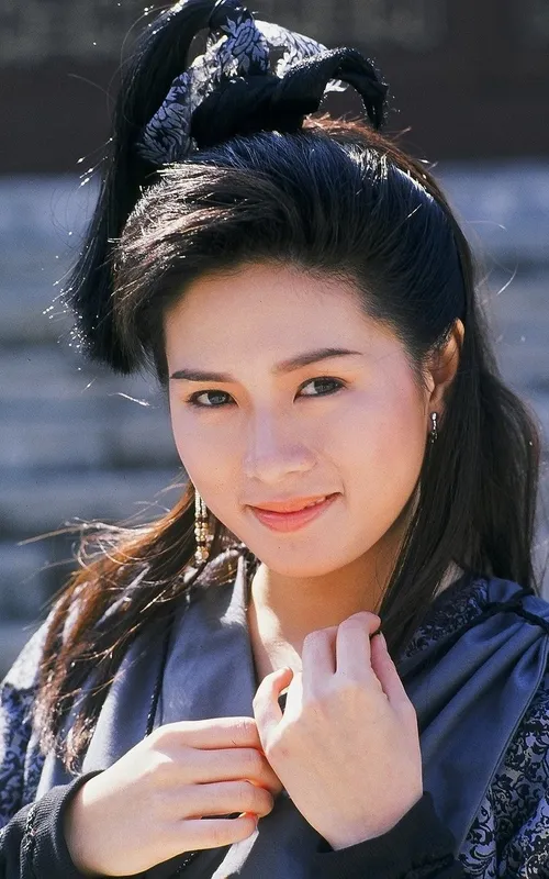 Jacqueline Law Wai-Guen