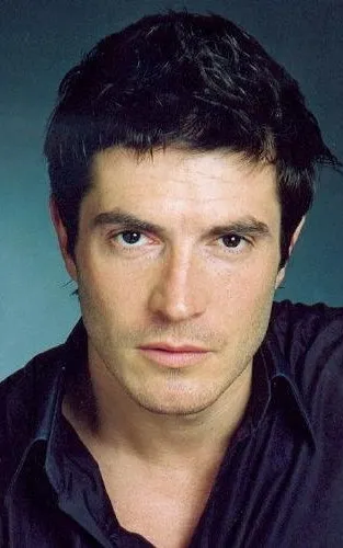 Elric Covarel Garcia