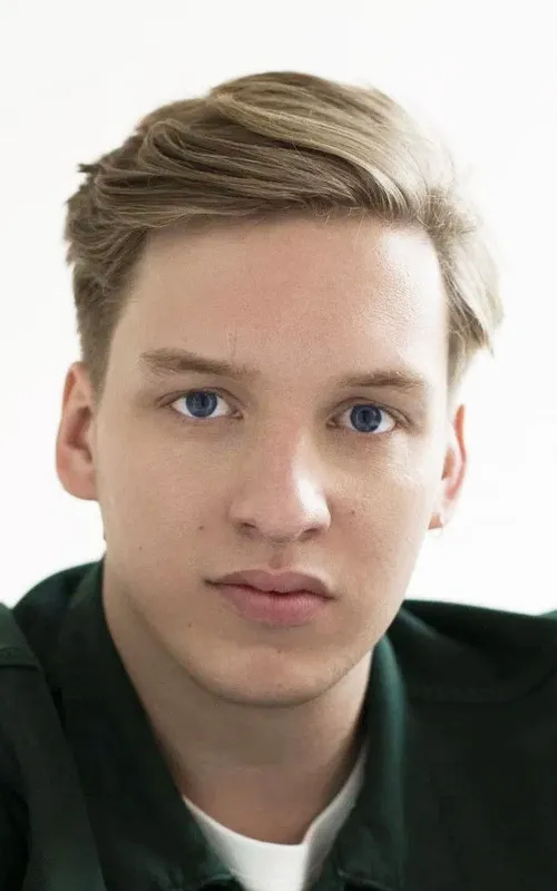 George Ezra