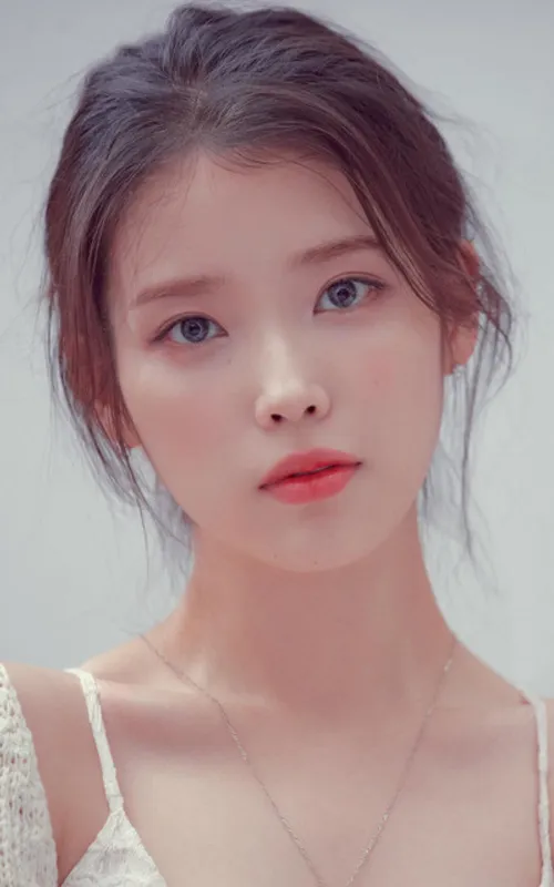 IU