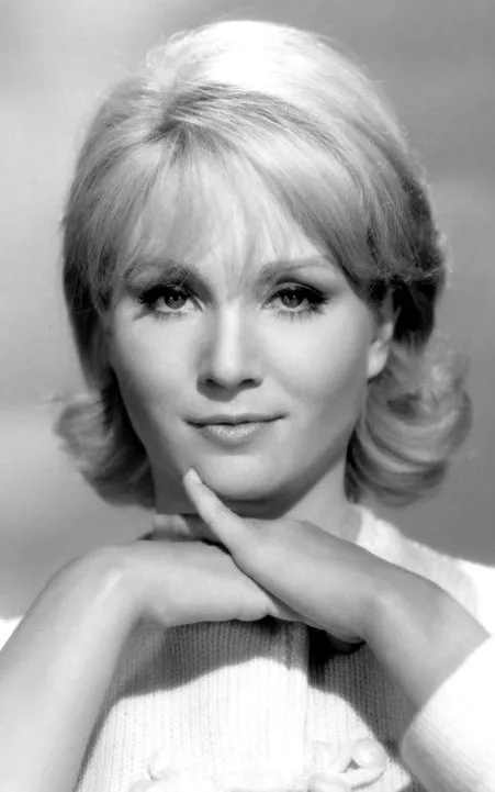 Susan Oliver