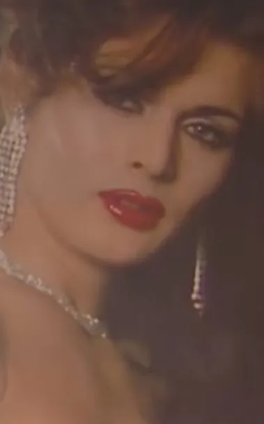 Eva Pérez de los Cobos Ávila