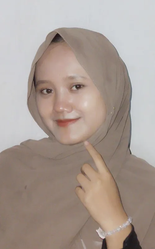 Lina Ramdani