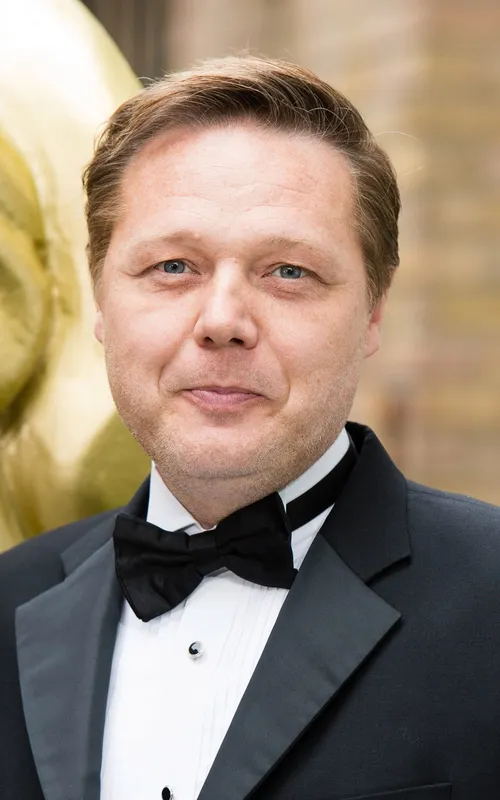 Shaun Dooley