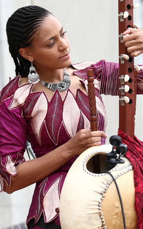 Sona Jobarteh