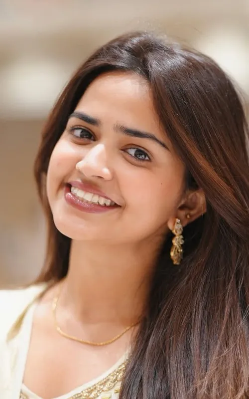 Aradhana Bhat