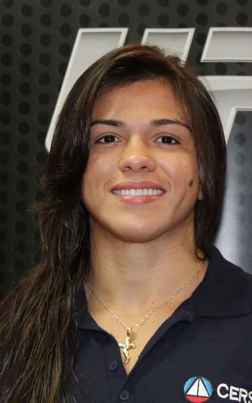 Claudia Gadelha