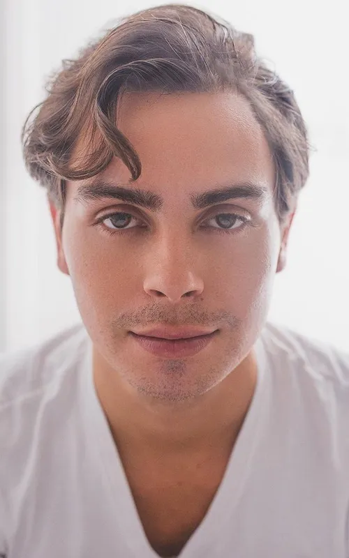 Jake T. Austin