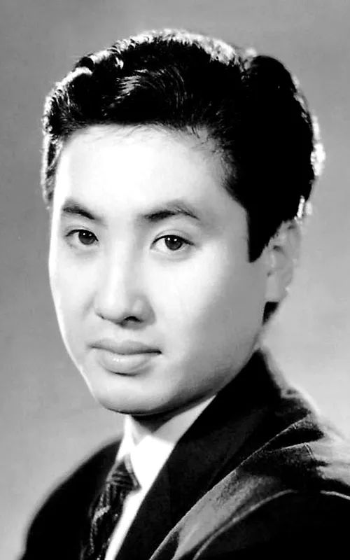 Kinnosuke Nakamura