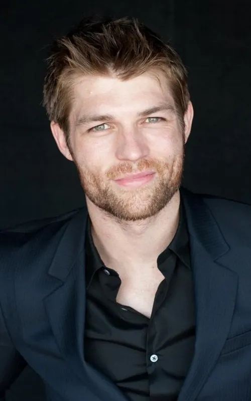 Liam McIntyre