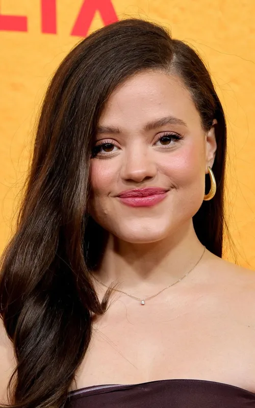 Sarah Jeffery