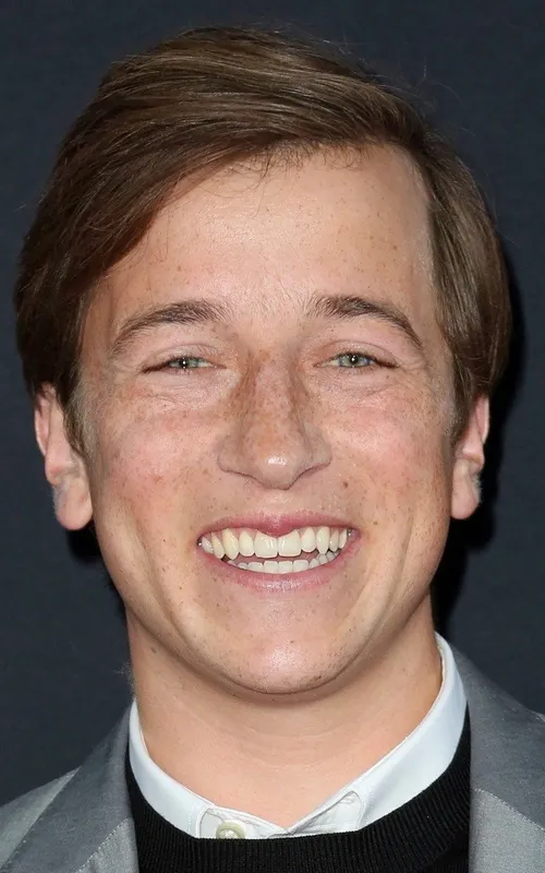 Skyler Gisondo