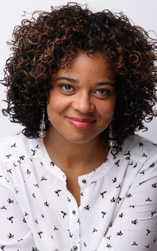 Anna Beaupré Moulounda