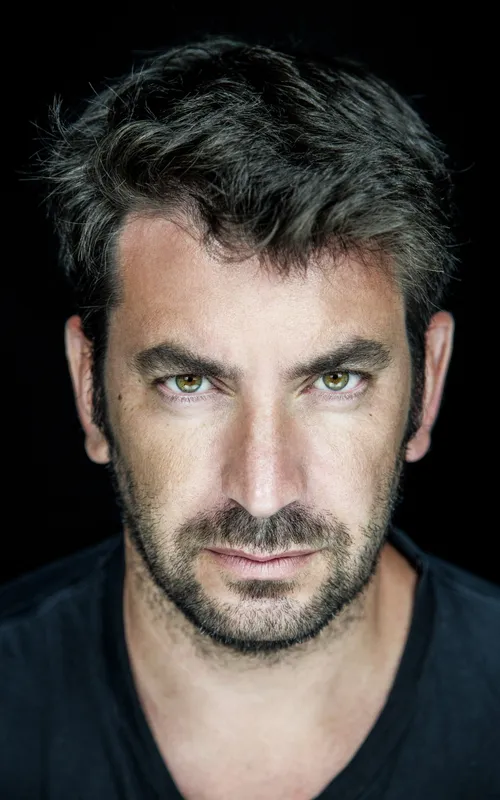 Arturo Valls