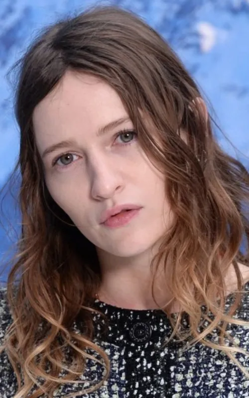 Christa Théret