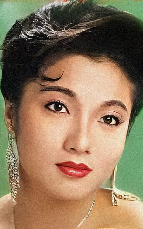 Marina Lau Suk-Wah