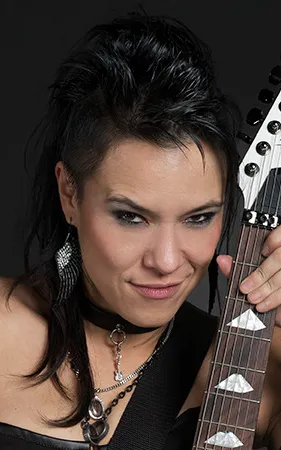 Jen Majura
