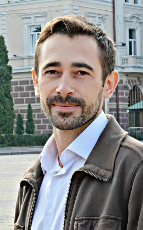 Yevhen Latsik