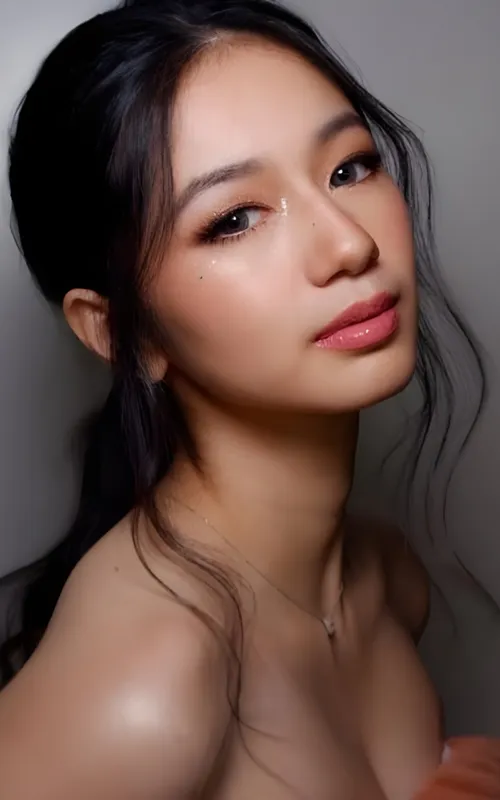 Kaori Oinuma
