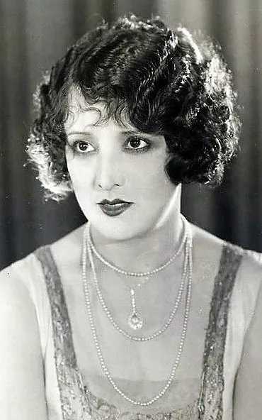 Estelle Taylor