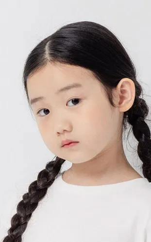 Nina Ye