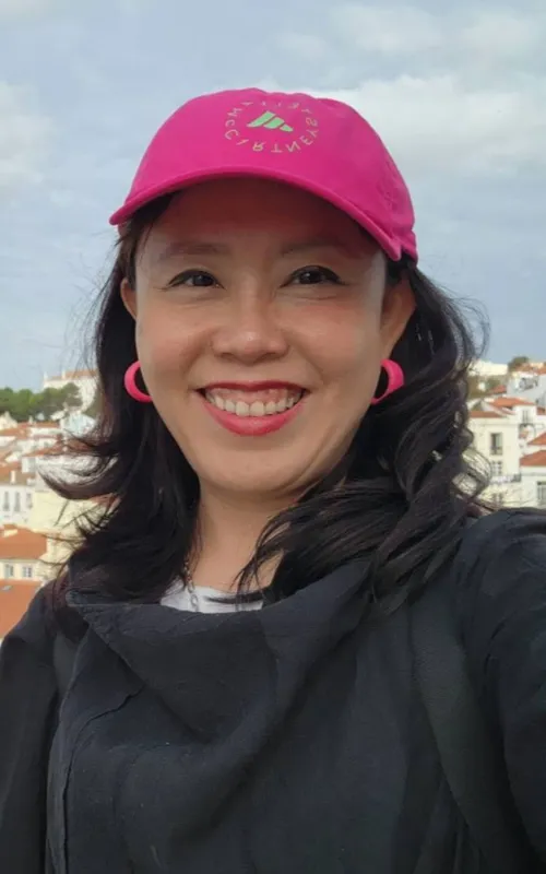 Aummaraporn Phandintong