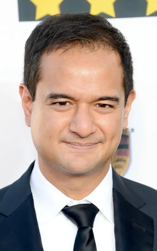 Riza Aziz