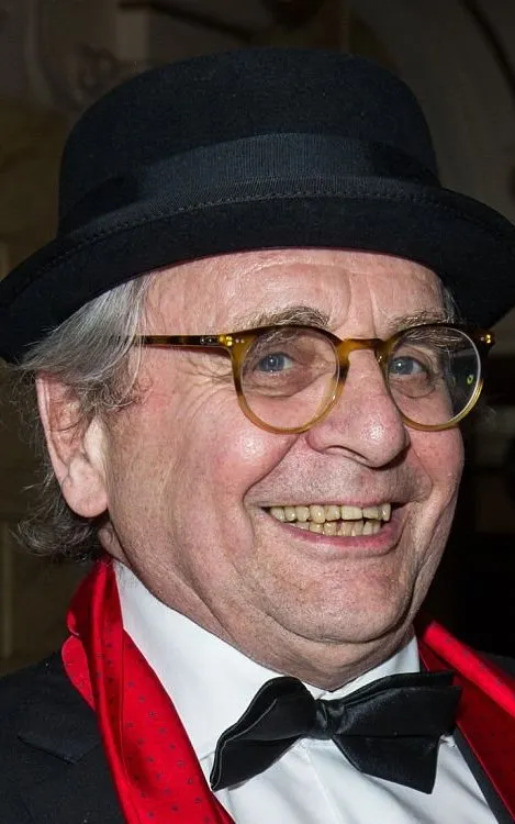 Sylvester McCoy