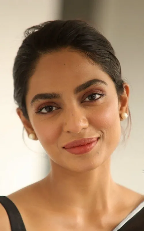 Sobhita Dhulipala