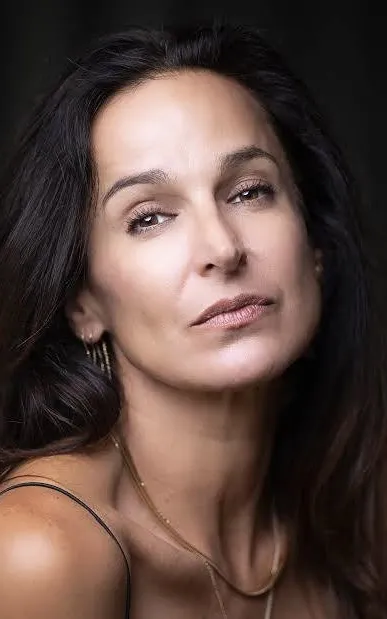 Nicole Nabout