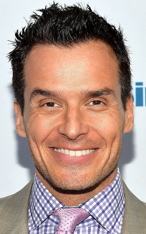 Antonio Sabàto, Jr.