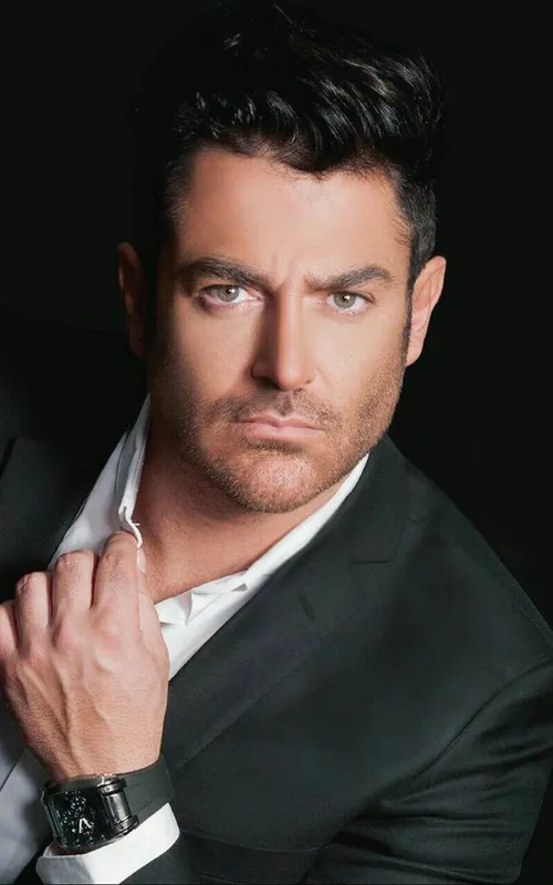 Mohammad Reza Golzar