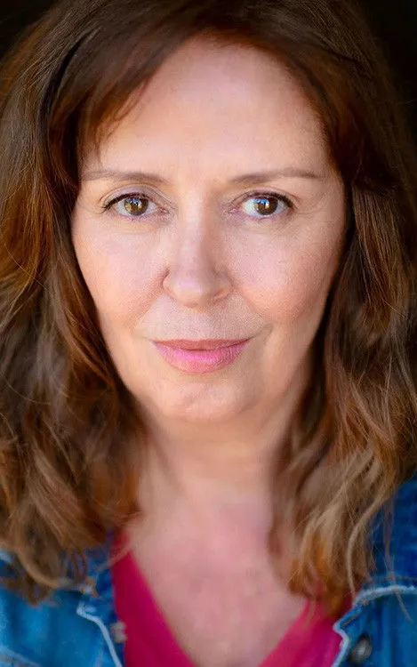 Rebecca Saunders-Smith