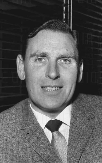 Kenneth Wolstenholme